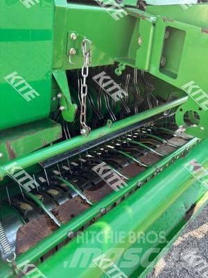 John Deere 854 Ritinių presai