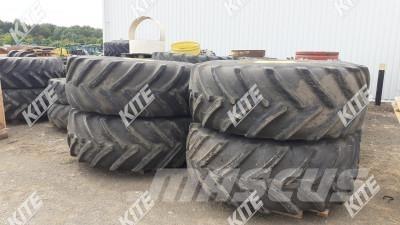 John Deere 9520R Traktoriai
