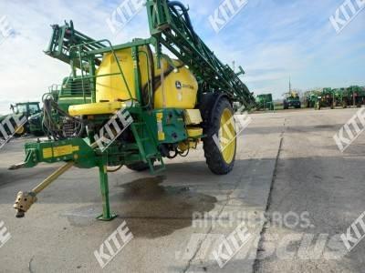 John Deere M740i Prikabinami purkštuvai