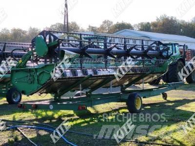 John Deere T660 Derliaus nuėmimo kombainai