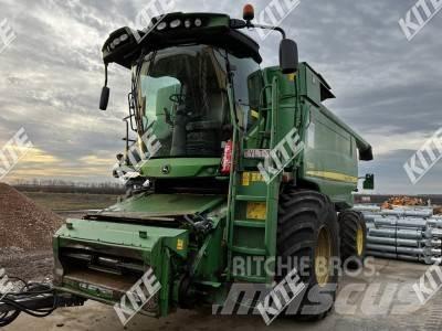 John Deere T660 Derliaus nuėmimo kombainai