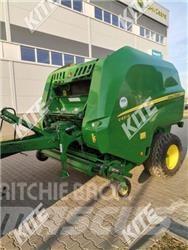 John Deere V451 R Ritinių presai