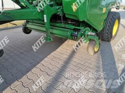 John Deere V451 R Ritinių presai