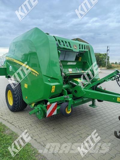John Deere V451R Ritinių presai