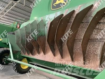 John Deere W650 Derliaus nuėmimo kombainai