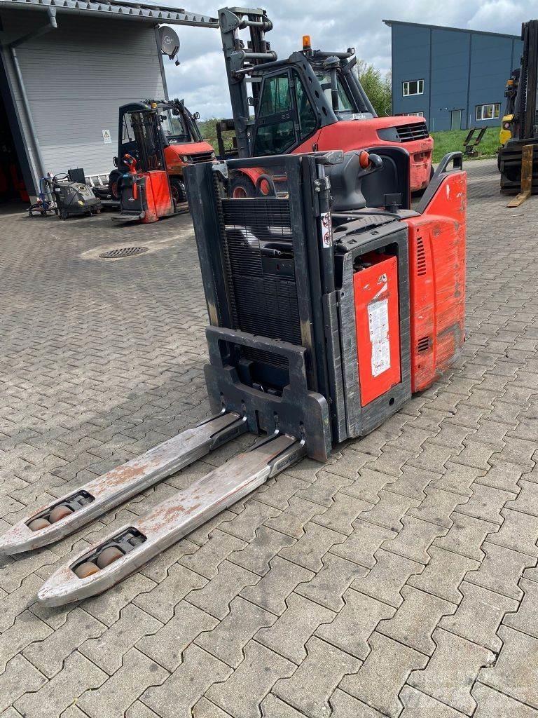 Linde D 12 SP Rankiniai vėžimėliai