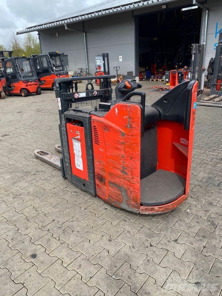 Linde D 12 SP Rankiniai vėžimėliai