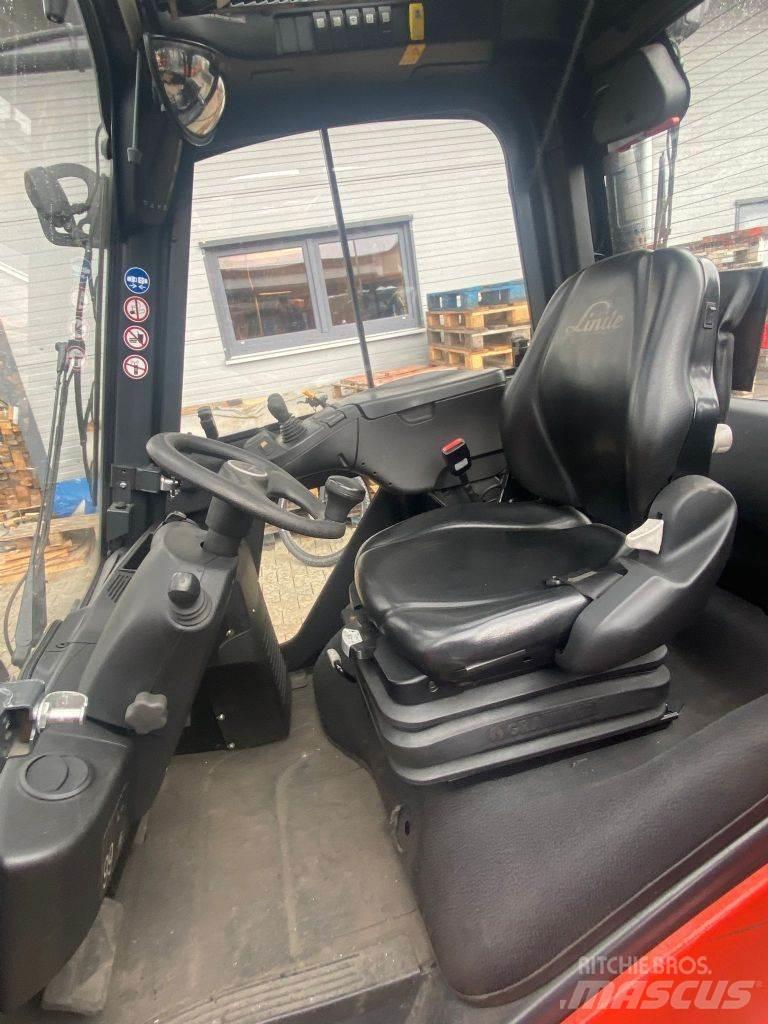 Linde H 16 D-02 Dyzeliniai krautuvai