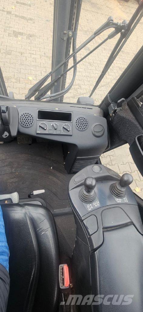Linde H 30 D-02 Dyzeliniai krautuvai