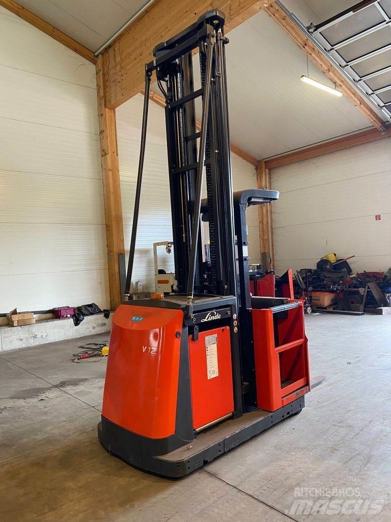 Linde V 12-02 Didelių aukščių keltuvai-krautuvai