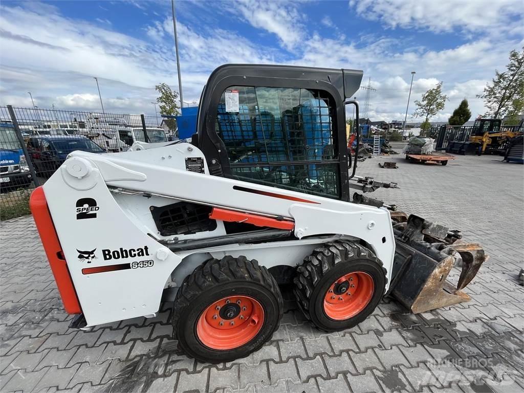Bobcat S450 Krautuvai su šoniniu pasukimu