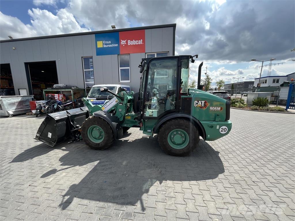 CAT 906 M Naudoti ratiniai krautuvai