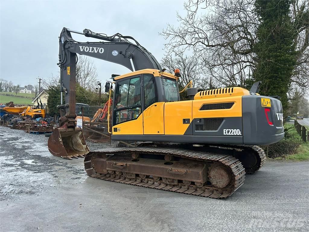 Volvo EC220DL Vikšriniai ekskavatoriai