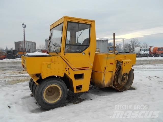 Bomag BW-161AC Porinių būgnų volai