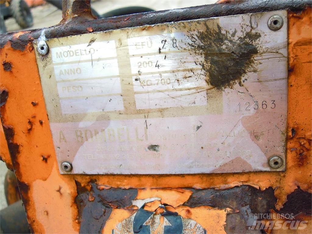  BOMBELLI EFU 28 Sniego peiliai ir valytuvai