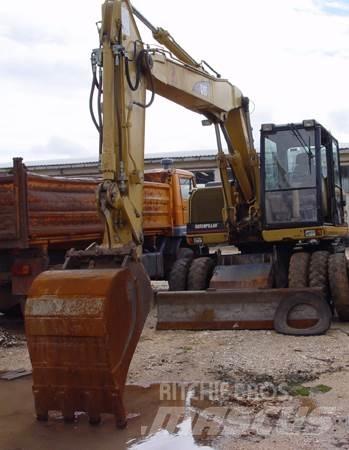 CAT 312 Kiti naudoti statybos komponentai