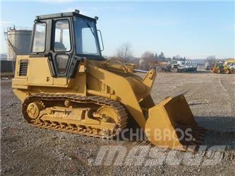 CAT 943 Vikšriniai krautuvai