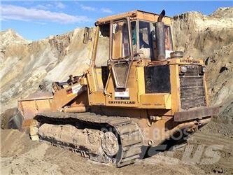 CAT 963 Vikšriniai krautuvai