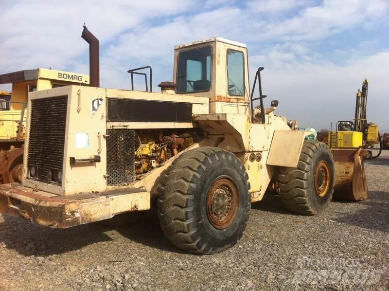 CAT 980C Naudoti ratiniai krautuvai