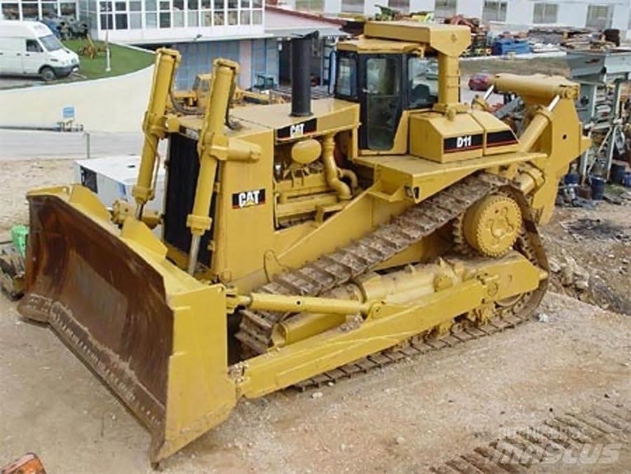 CAT D10 Vikšriniai buldozeriai