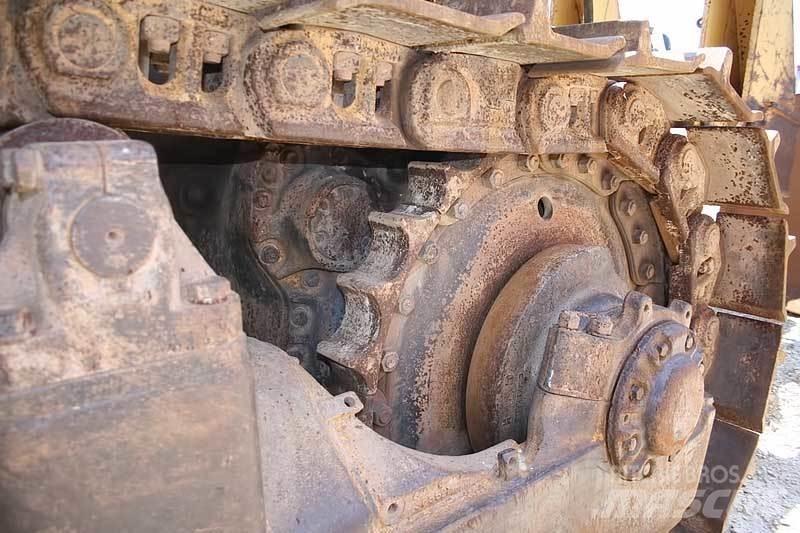 CAT D9H Vikšriniai buldozeriai