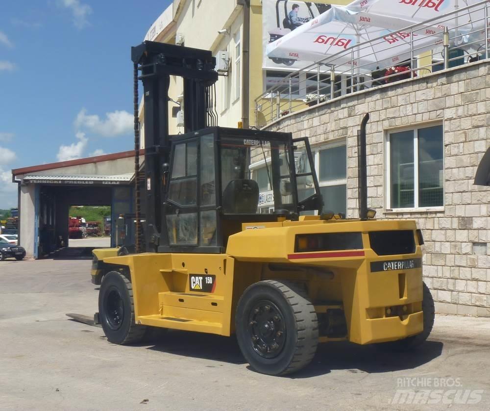 CAT DP150 Dyzeliniai krautuvai