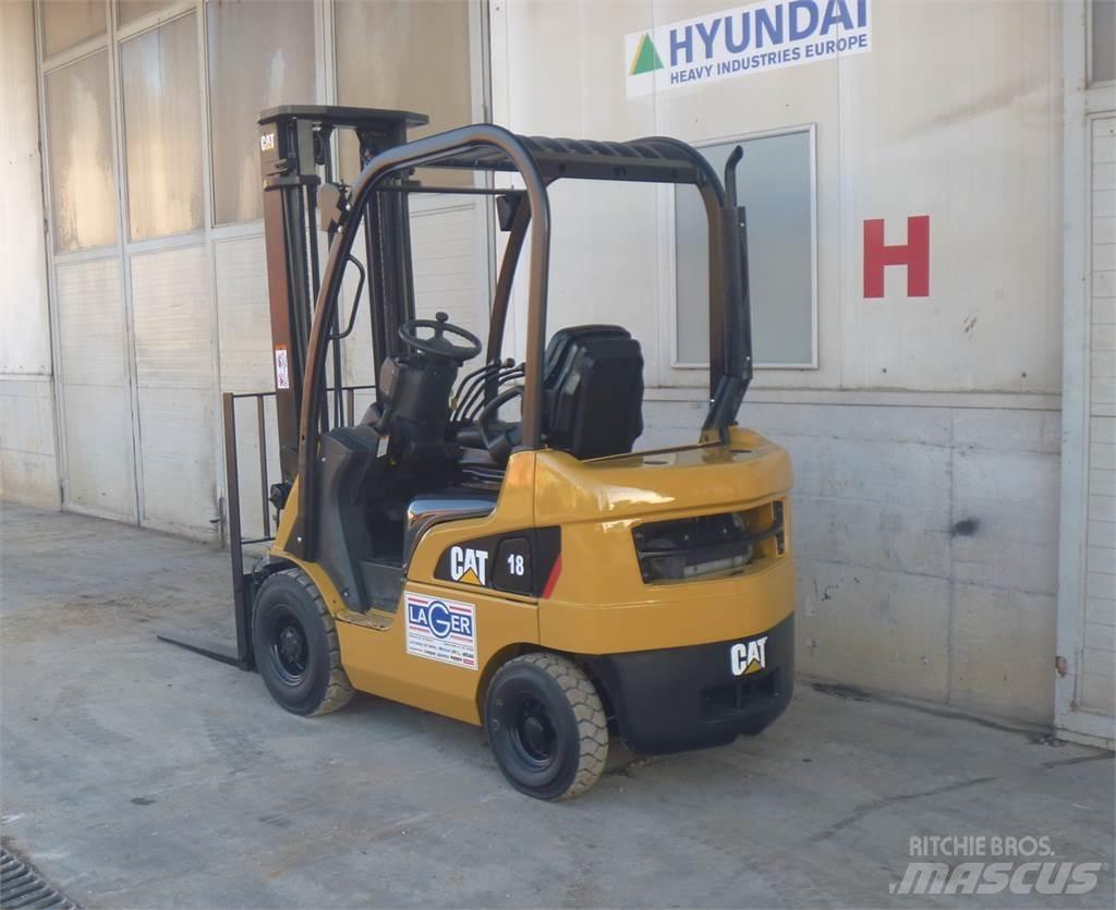 CAT DP18N Dyzeliniai krautuvai