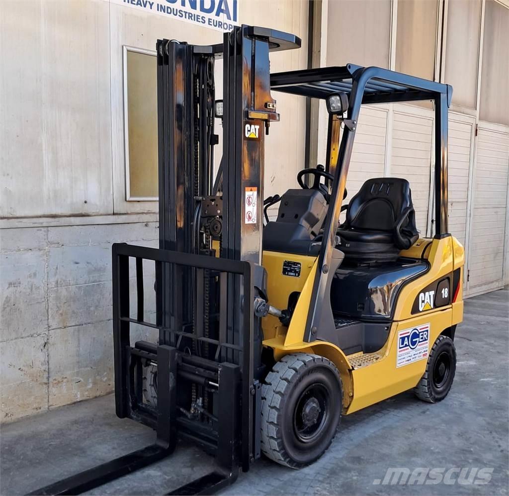 CAT DP18NT Dyzeliniai krautuvai