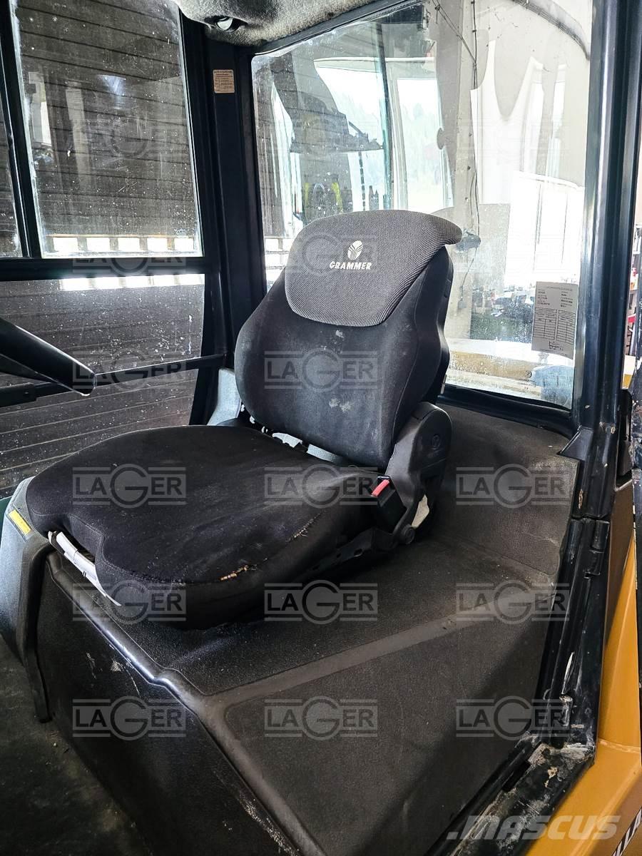 CAT DP45K Dyzeliniai krautuvai