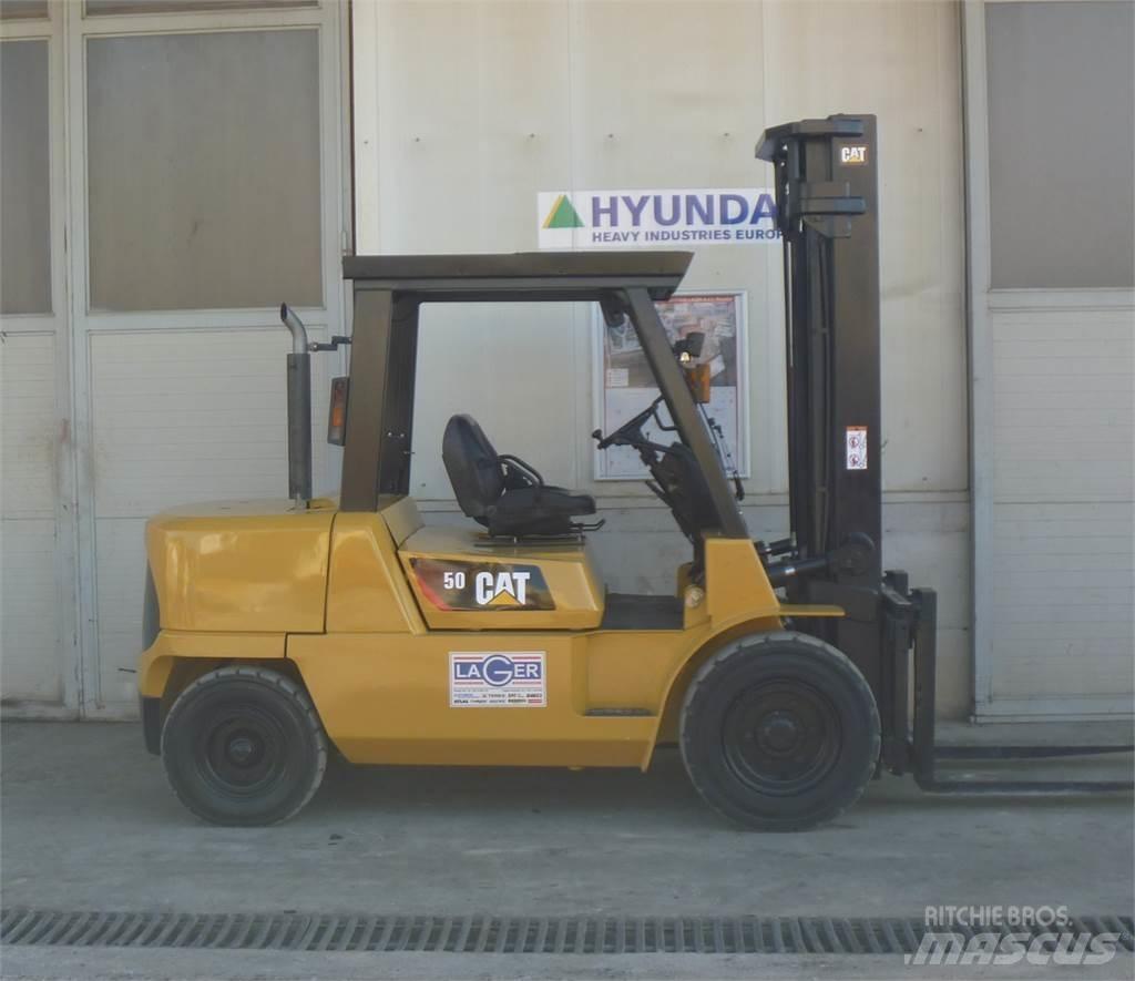 CAT DP50K Dyzeliniai krautuvai