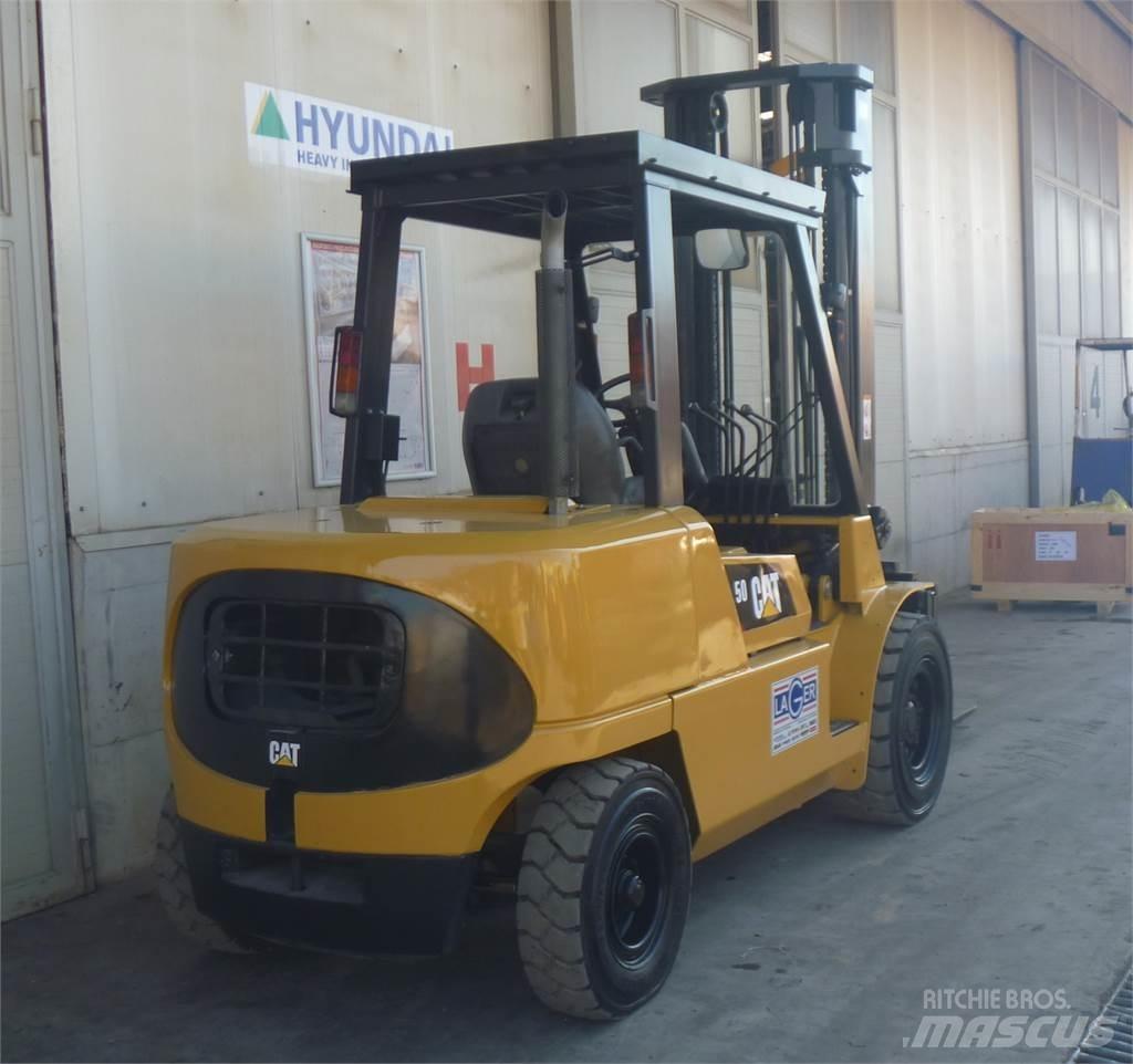 CAT DP50K Dyzeliniai krautuvai