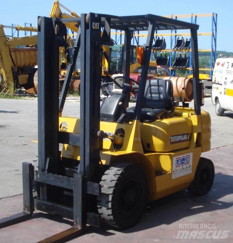 CAT GP20 LPG (dujiniai) krautuvai