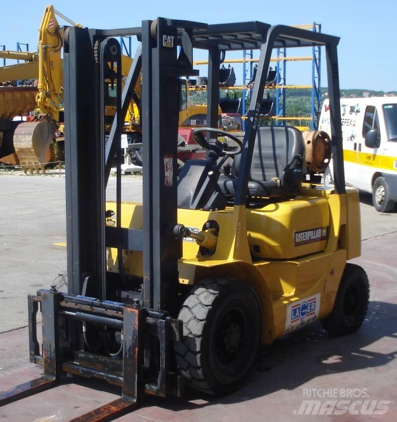 CAT GP20 LPG (dujiniai) krautuvai