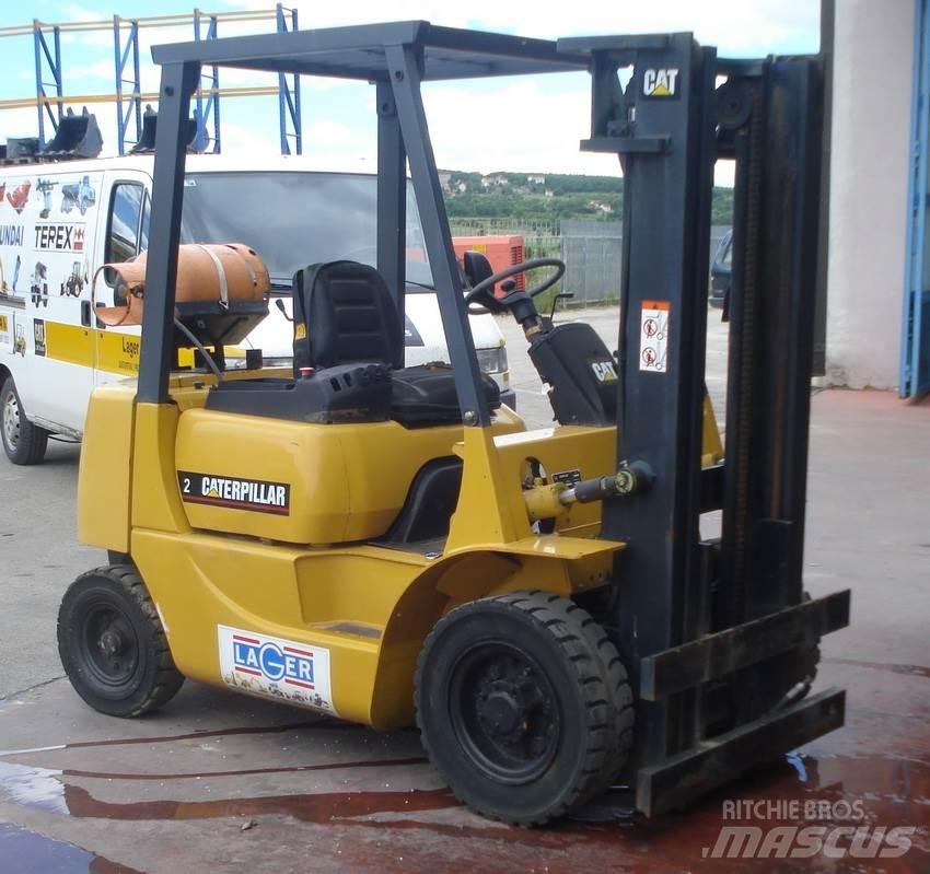 CAT GP20 LPG (dujiniai) krautuvai