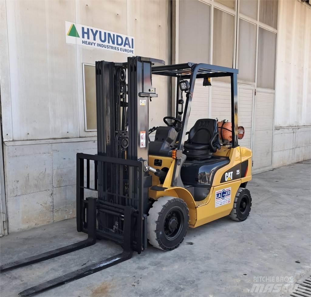 CAT GP25NT LPG (dujiniai) krautuvai