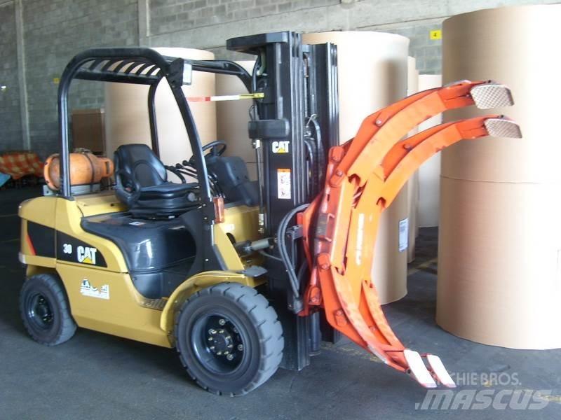 CAT GP30N LPG (dujiniai) krautuvai