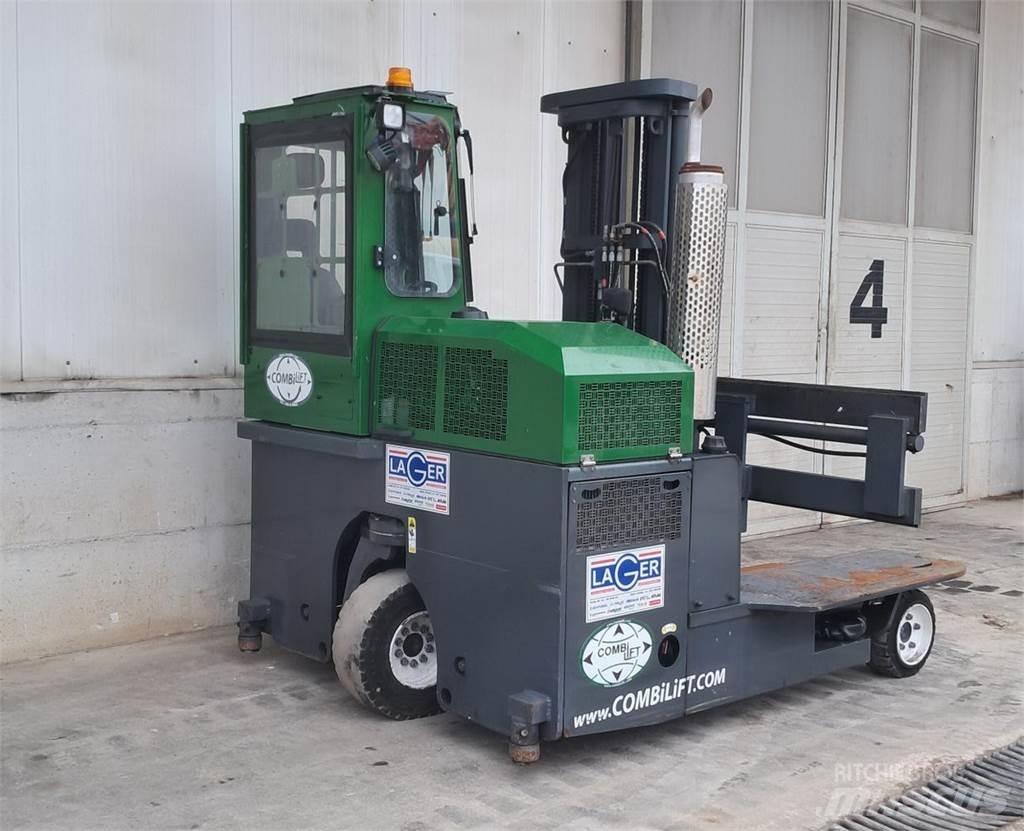 Combilift C3000 LPG (dujiniai) krautuvai