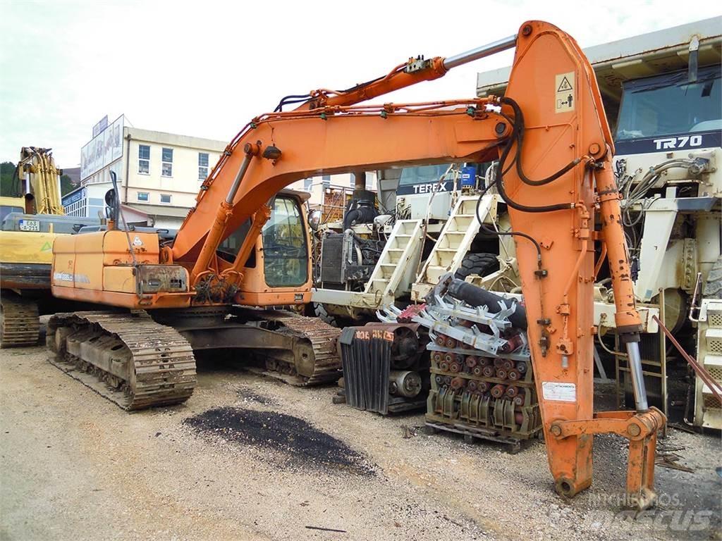 Doosan DX225LC Vikšriniai ekskavatoriai