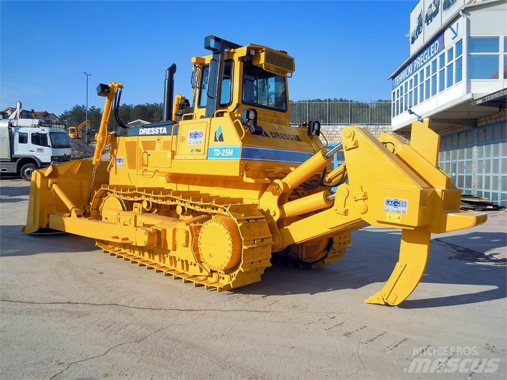 Dressta TD-25M Vikšriniai buldozeriai