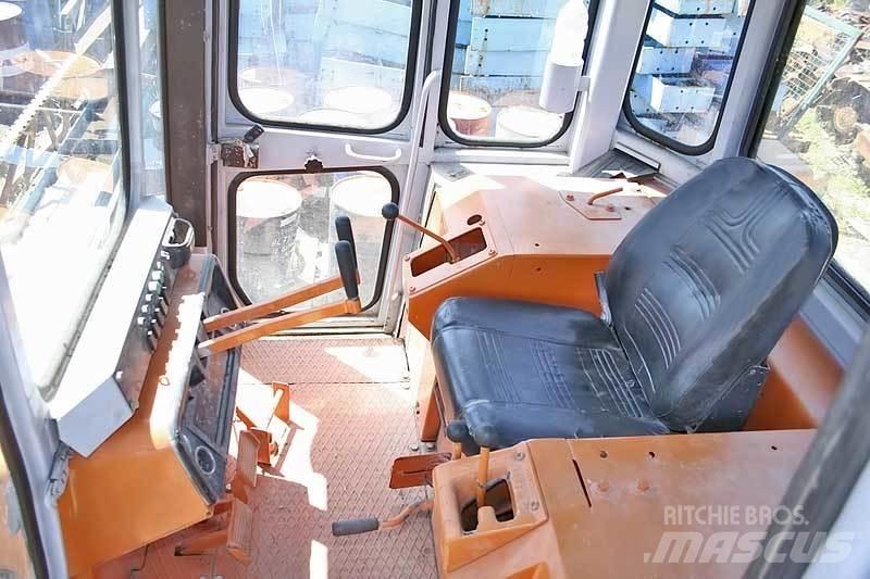 Fiat-Hitachi FD 20 Vikšriniai buldozeriai
