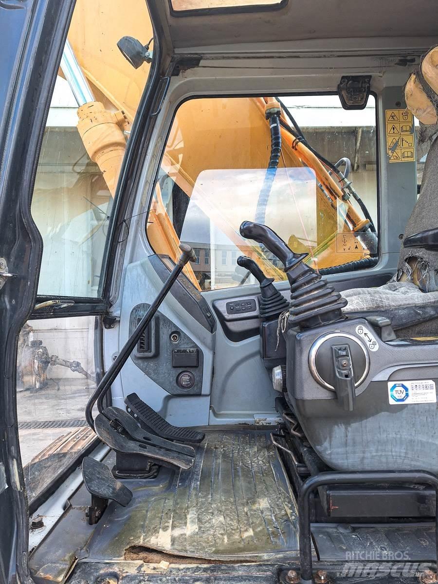 Hyundai 210LC-7A Vikšriniai ekskavatoriai