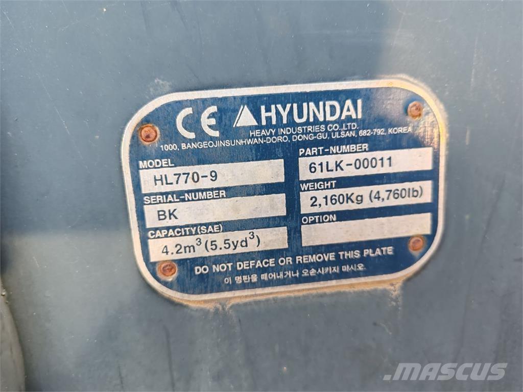 Hyundai HL770-9A Naudoti ratiniai krautuvai