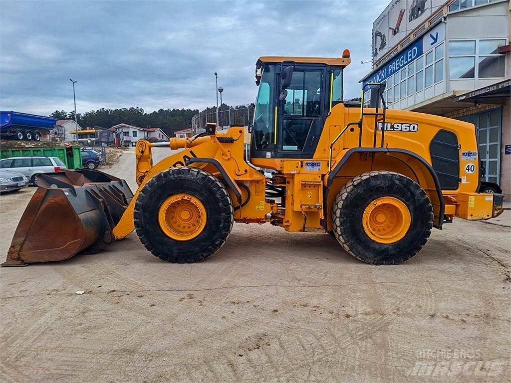 Hyundai HL960 Naudoti ratiniai krautuvai
