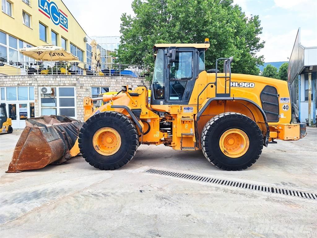 Hyundai HL960 Naudoti ratiniai krautuvai