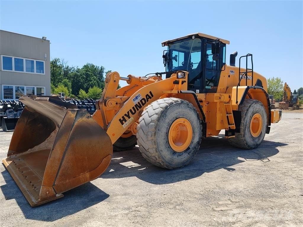 Hyundai HL970 Naudoti ratiniai krautuvai