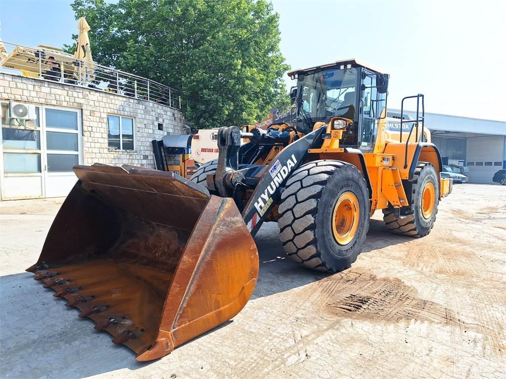 Hyundai HL970A Naudoti ratiniai krautuvai