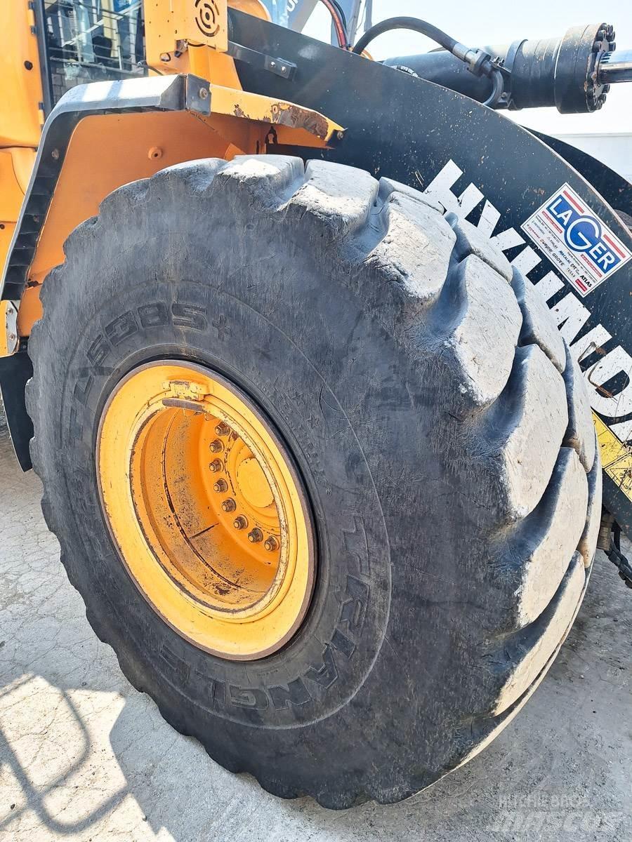 Hyundai HL970A Naudoti ratiniai krautuvai