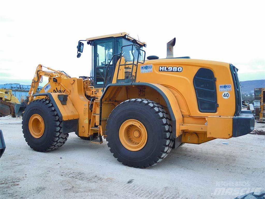 Hyundai HL980 Naudoti ratiniai krautuvai
