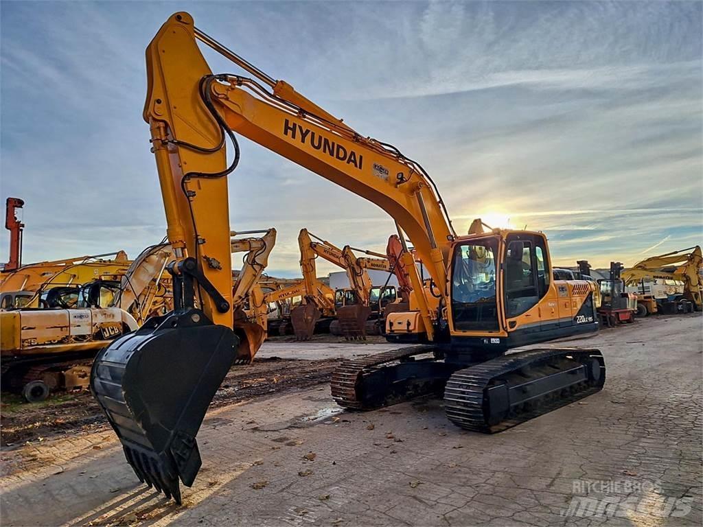 Hyundai R220LC-9S Vikšriniai ekskavatoriai