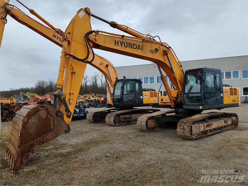 Hyundai R250NLC-7A Vikšriniai ekskavatoriai